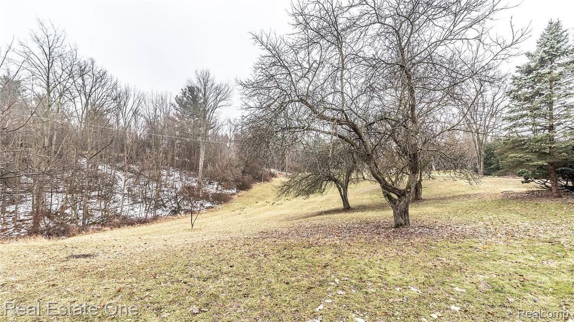 5245 Weller Road Gregory, MI 48137 - Photo 59 of 72 014_52.jpg