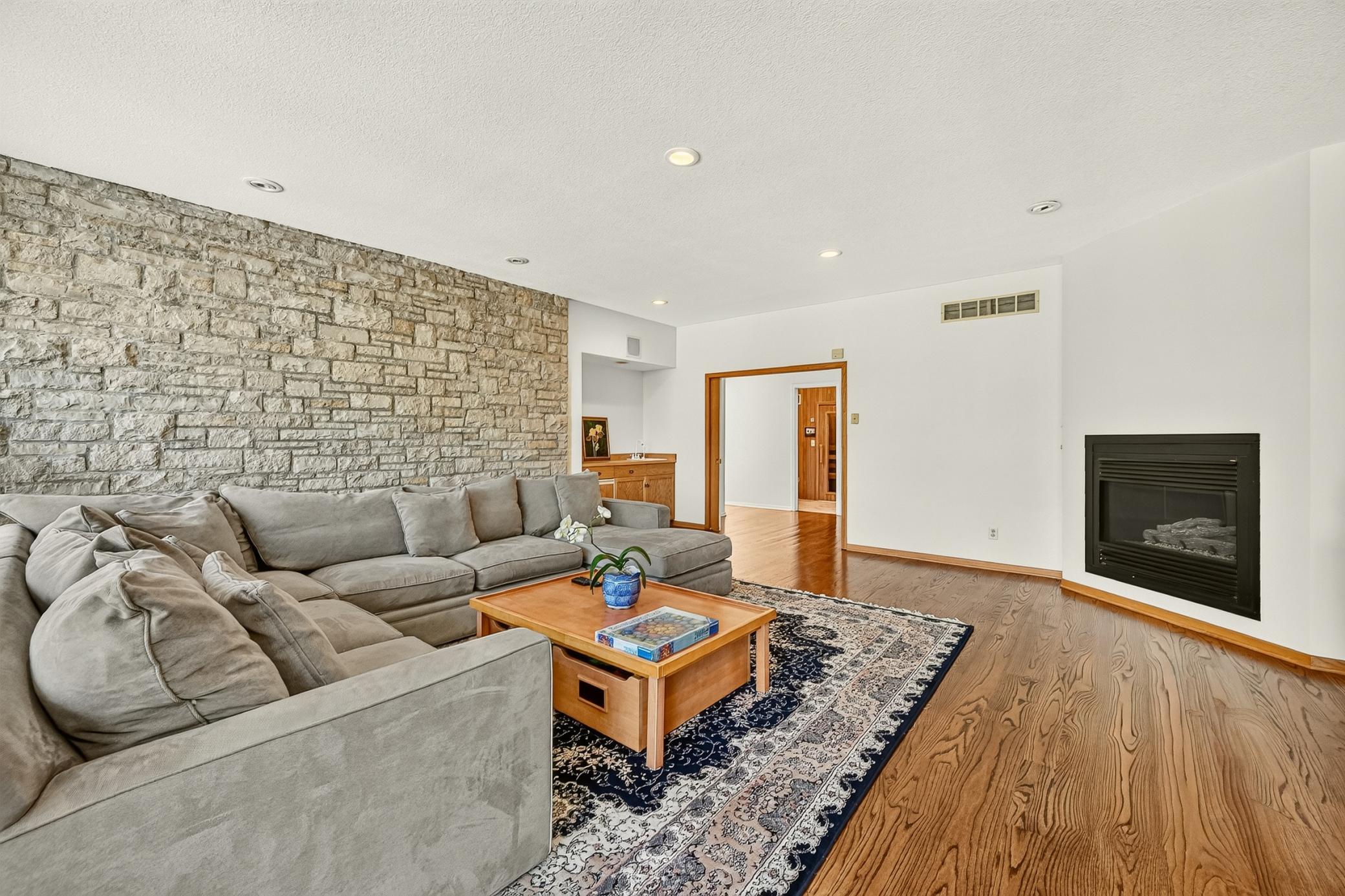 1061 Plummer Lane Southwest Rochester, MN 55902 - Photo 56 of 72 Gallery Image 56