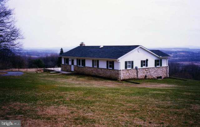450 Hilltop Road York Springs, PA 17372 - Photo 3 of 9 Gallery Image 3