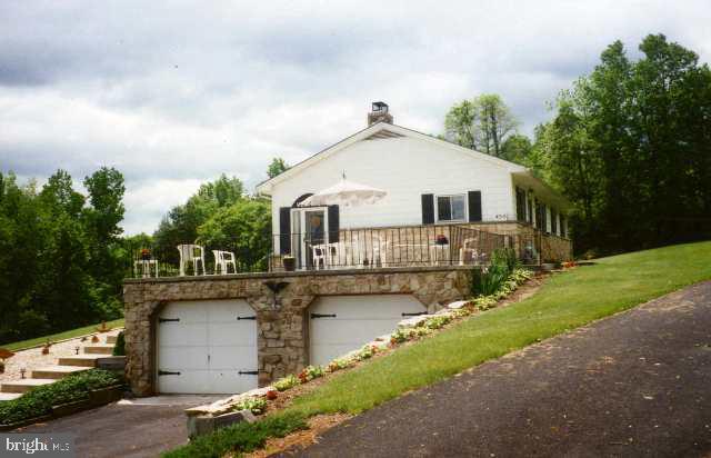 450 Hilltop Road York Springs, PA 17372 - Photo 8 of 9 Gallery Image 8