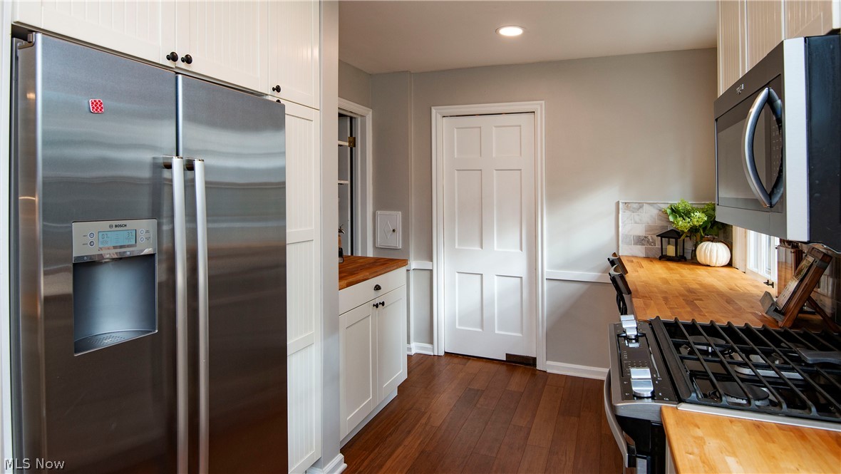 2583 Channing Road Cleveland, OH 44118 - Photo 12 of 21 Gallery Image 12