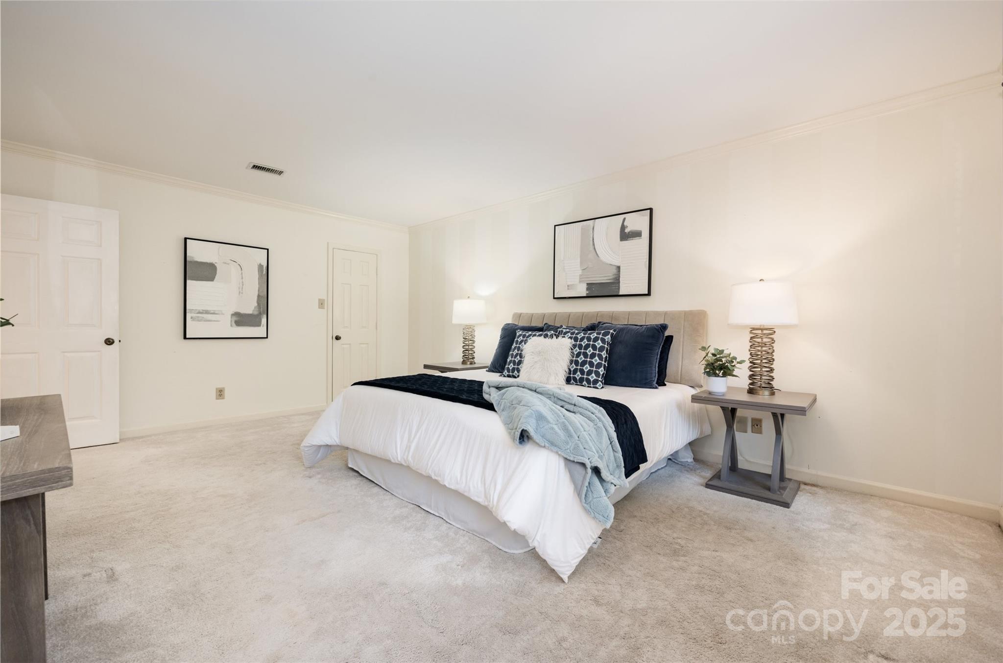 3523 Foxridge Road Charlotte, NC 28226 - Photo 16 of 29 Gallery Image 16