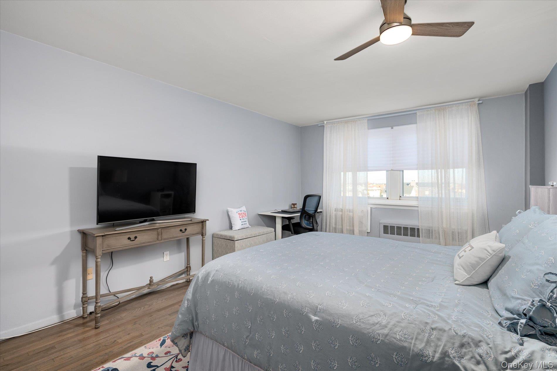 711 Shore Road, Unit 3C Long Beach, NY 11561 - Photo 12 of 23