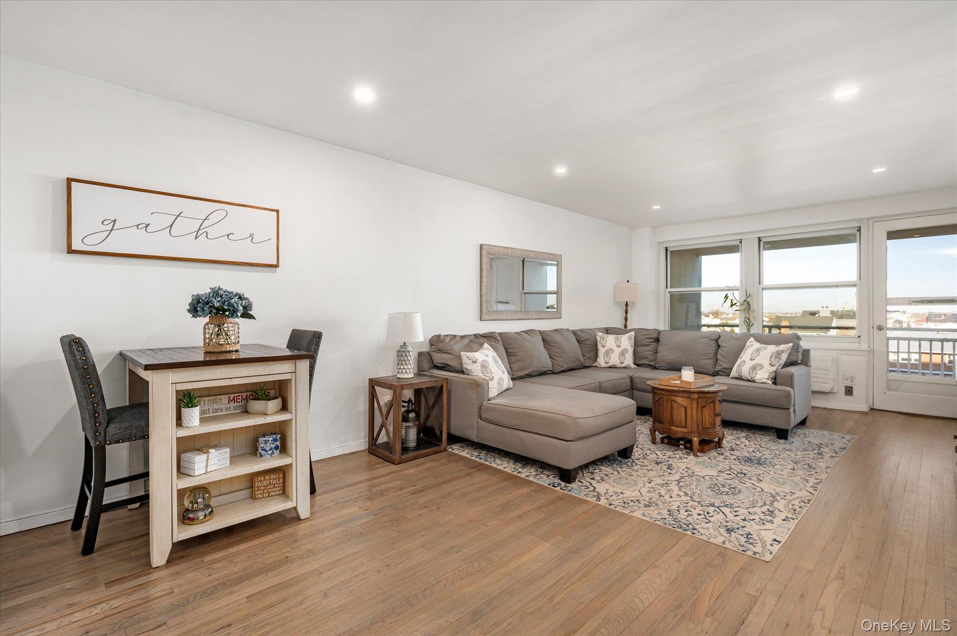 711 Shore Road, Unit 3C Long Beach, NY 11561 - Photo 4 of 23