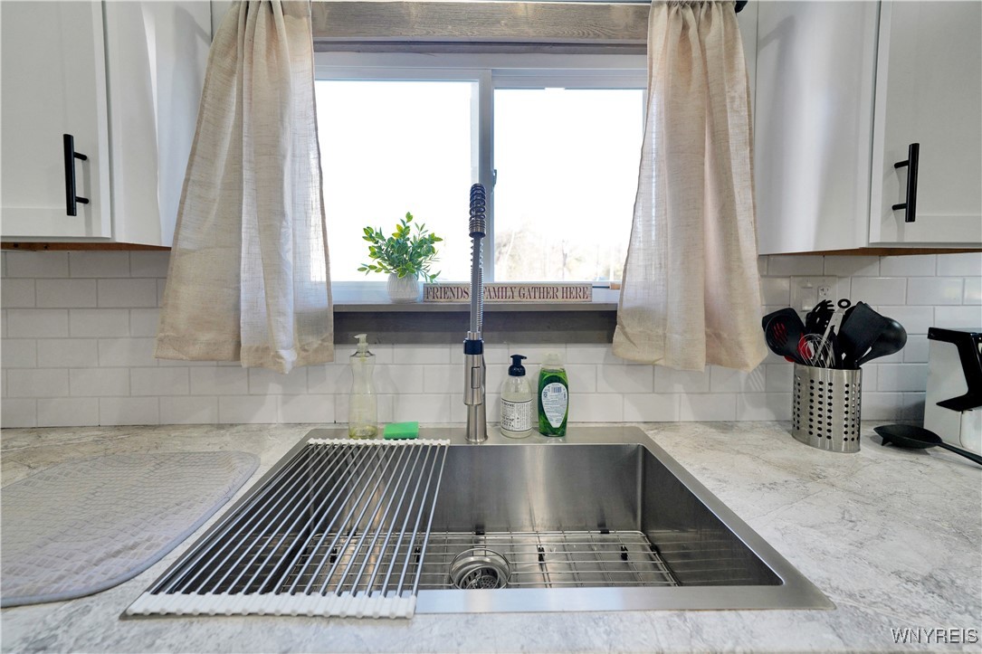 548 Herr Road Evans, NY 14006 - Photo 10 of 41