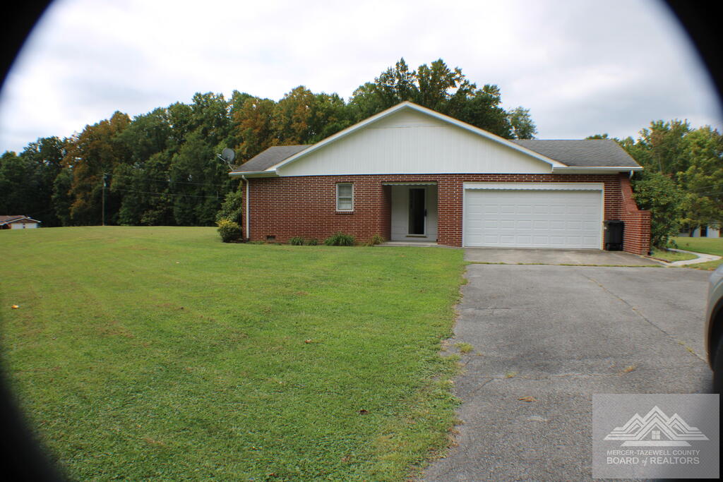 4000 Elgood Road Princeton, WV 24739 - Photo 3 of 60 Gallery Image 3