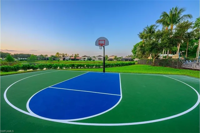 a view of a tennis court