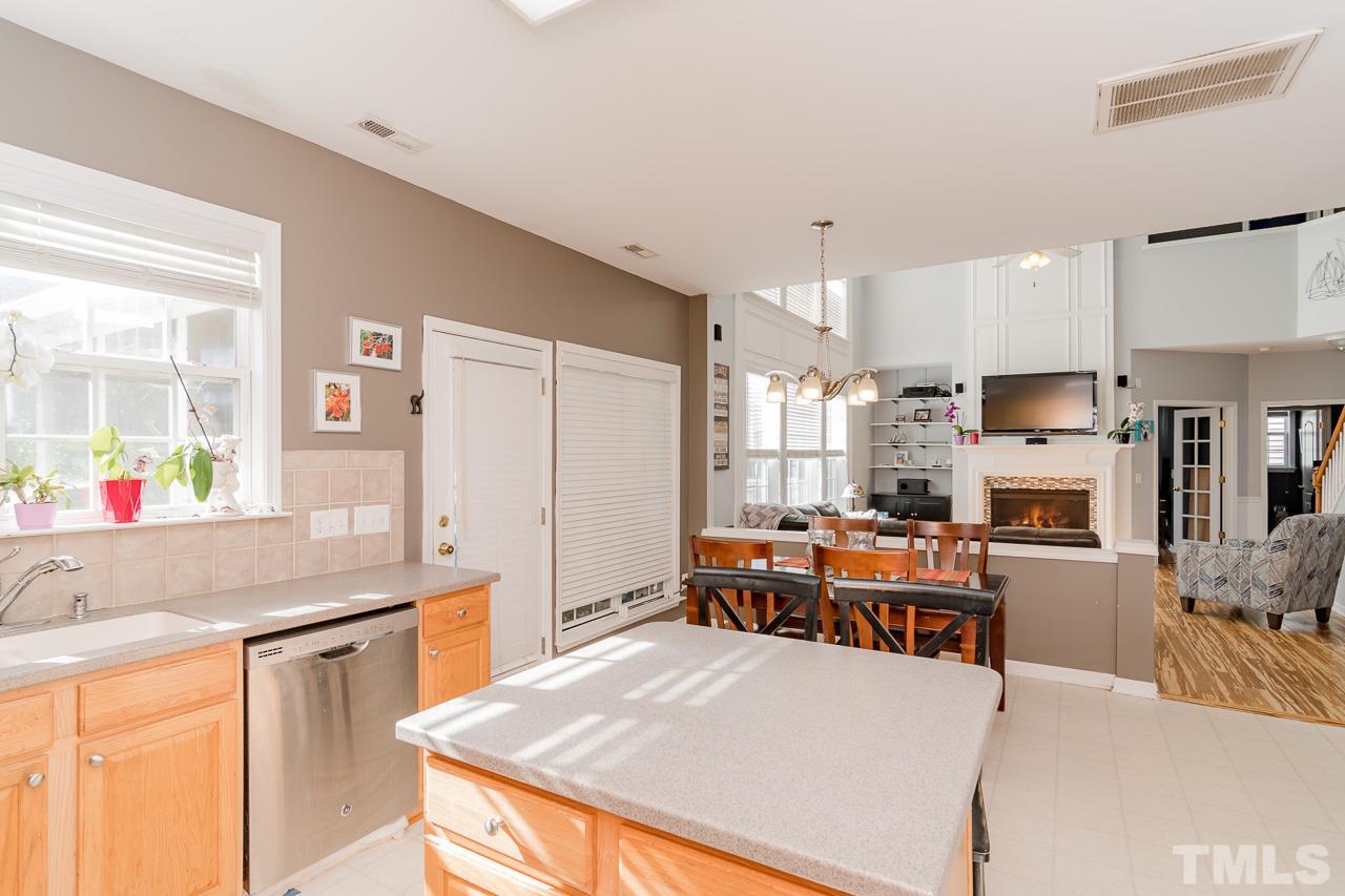 7701 Silver View Lane Raleigh, NC 27613 - Photo 15 of 25
