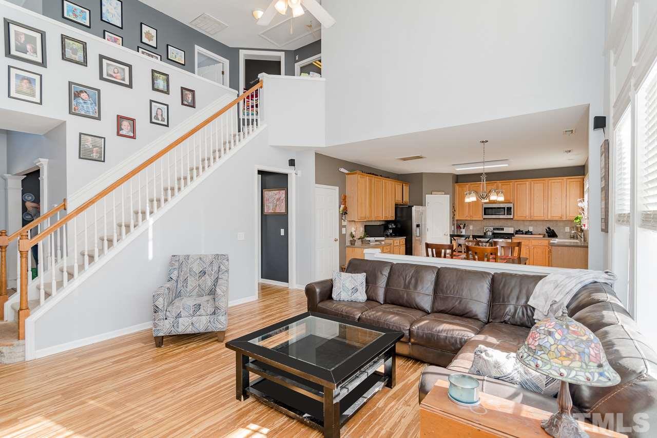 7701 Silver View Lane Raleigh, NC 27613 - Photo 10 of 25