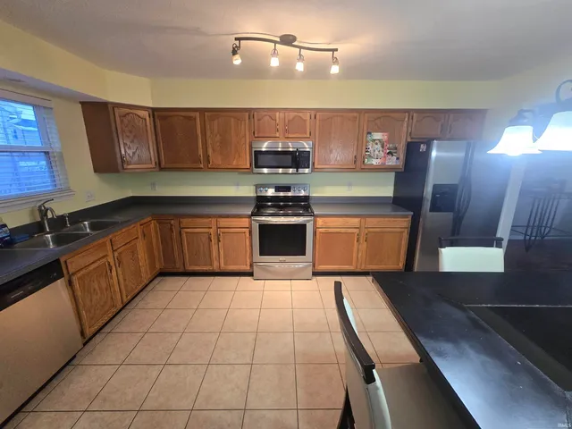 $299,900 | 604 Stockdale Drive, Lafayette, IN 47909