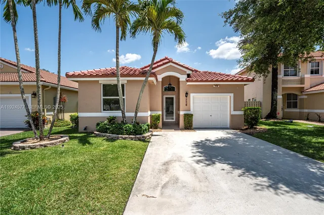 $3,650 | 15130 Southwest 49th Court, Unit 15130, Davie, FL 33331