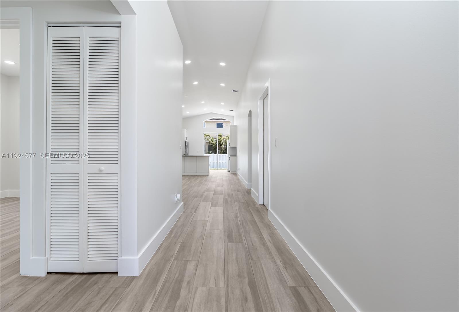 15130 Southwest 49th Court, Unit 15130 Davie, FL 33331 - Photo 3 of 25