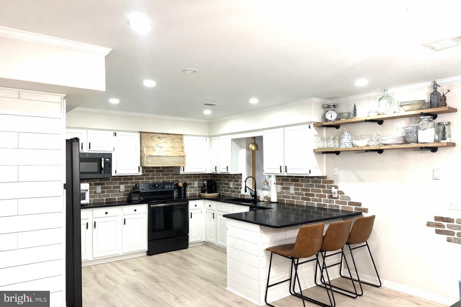 902 Vandyke Greenspring Road Townsend, DE 19734 - Photo 3 of 7