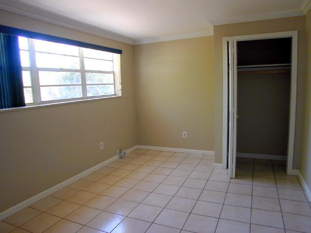 964 Southwest 12th Street Boca Raton, FL 33486 - Photo 8 of 13 Additional Photo