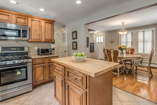 52 Murray Hill Road Malden, MA 02148 - Photo 17 of 30 Gallery Image 17