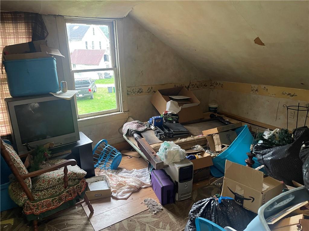 105 Mohawk Street Bruin, PA 16022 - Photo 13 of 16 a living room with furniture and a flat screen tv