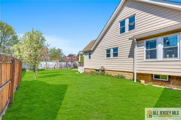 $3,200 | 14 Albourne Street, South River, NJ 08882