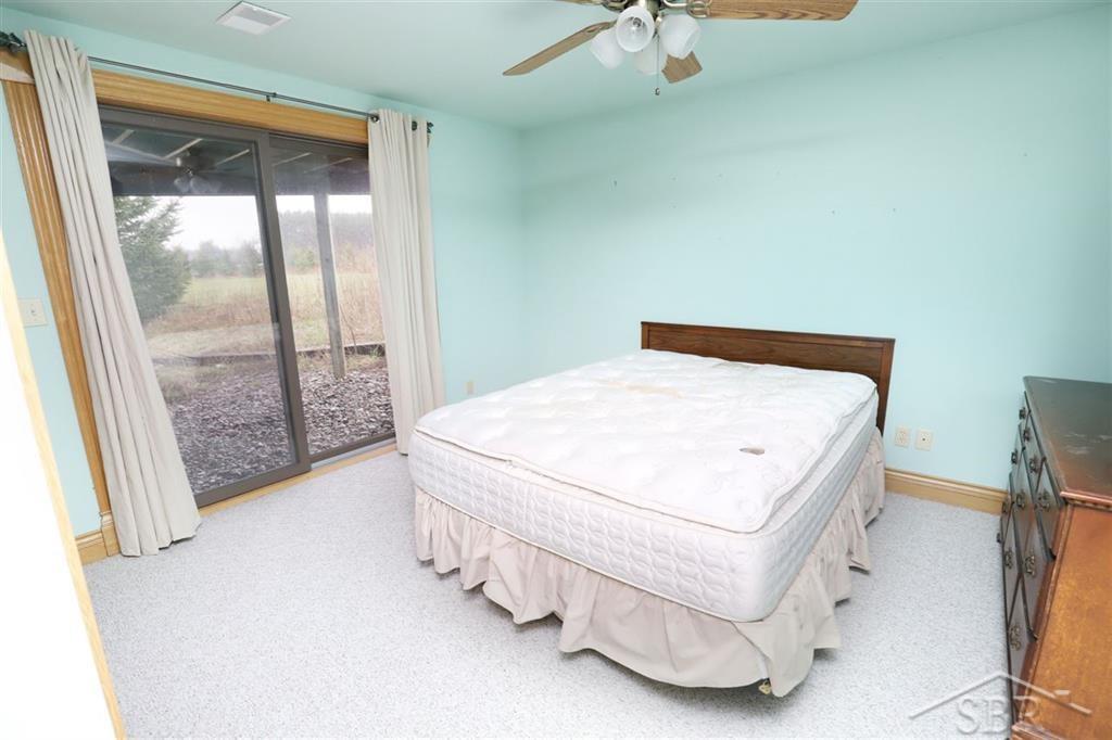 6085 Round Lake Road Gladwin, MI 48624 - Photo 19 of 38
