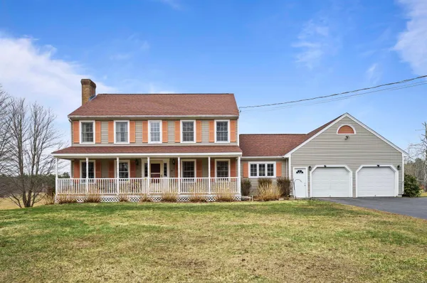 $739,000 | 107 County Farm Cross Road, Dover, NH 03820