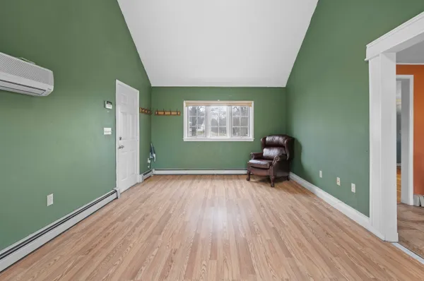 $739,000 | 107 County Farm Cross Road, Dover, NH 03820