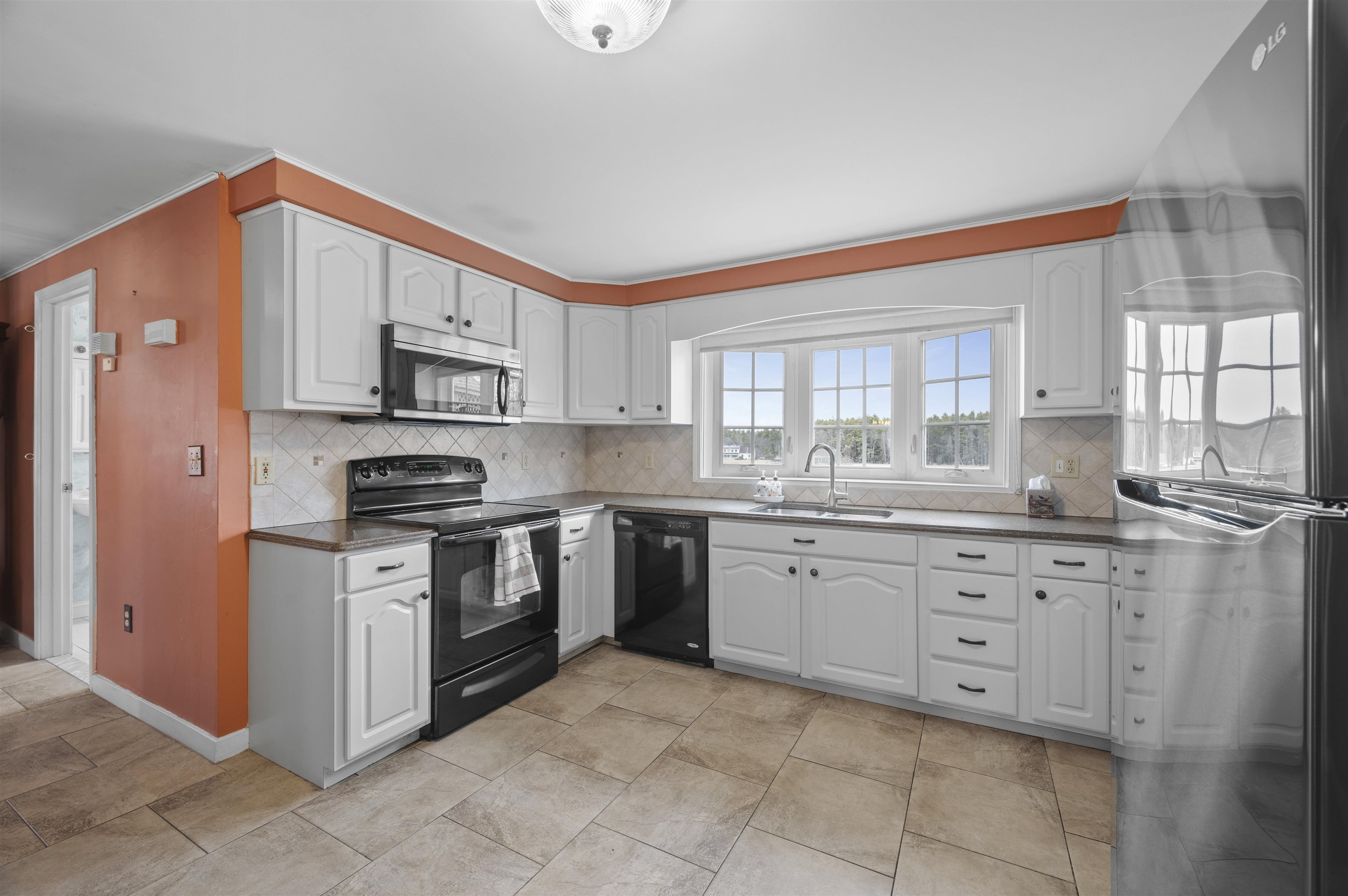 107 County Farm Cross Road Dover, NH 03820 - Photo 18 of 48