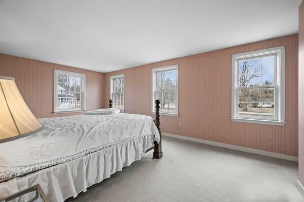 $739,000 | 107 County Farm Cross Road, Dover, NH 03820