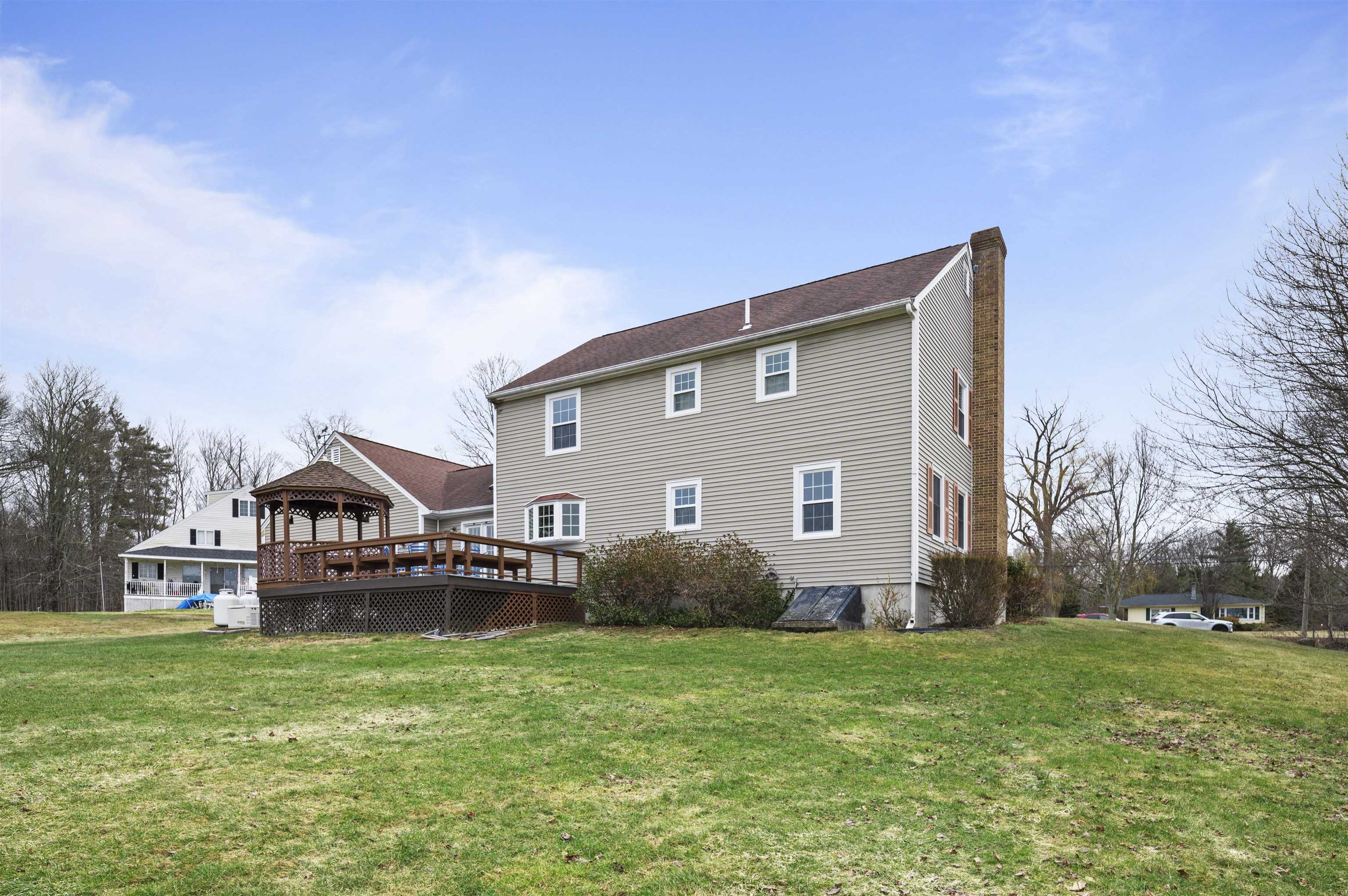 107 County Farm Cross Road Dover, NH 03820 - Photo 7 of 48