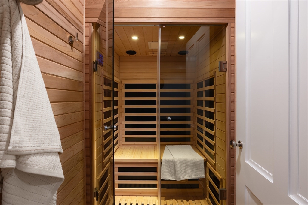 172 Brattle Street Cambridge, MA 02138 - Photo 37 of 42 a view of entryway