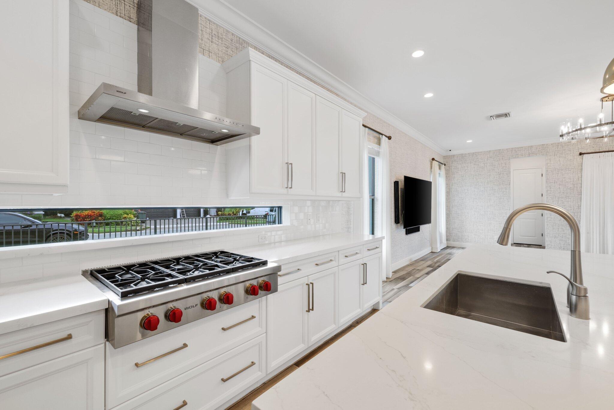 2585 Northwest 69th Street Boca Raton, FL 33496 - Photo 25 of 84 kitchen