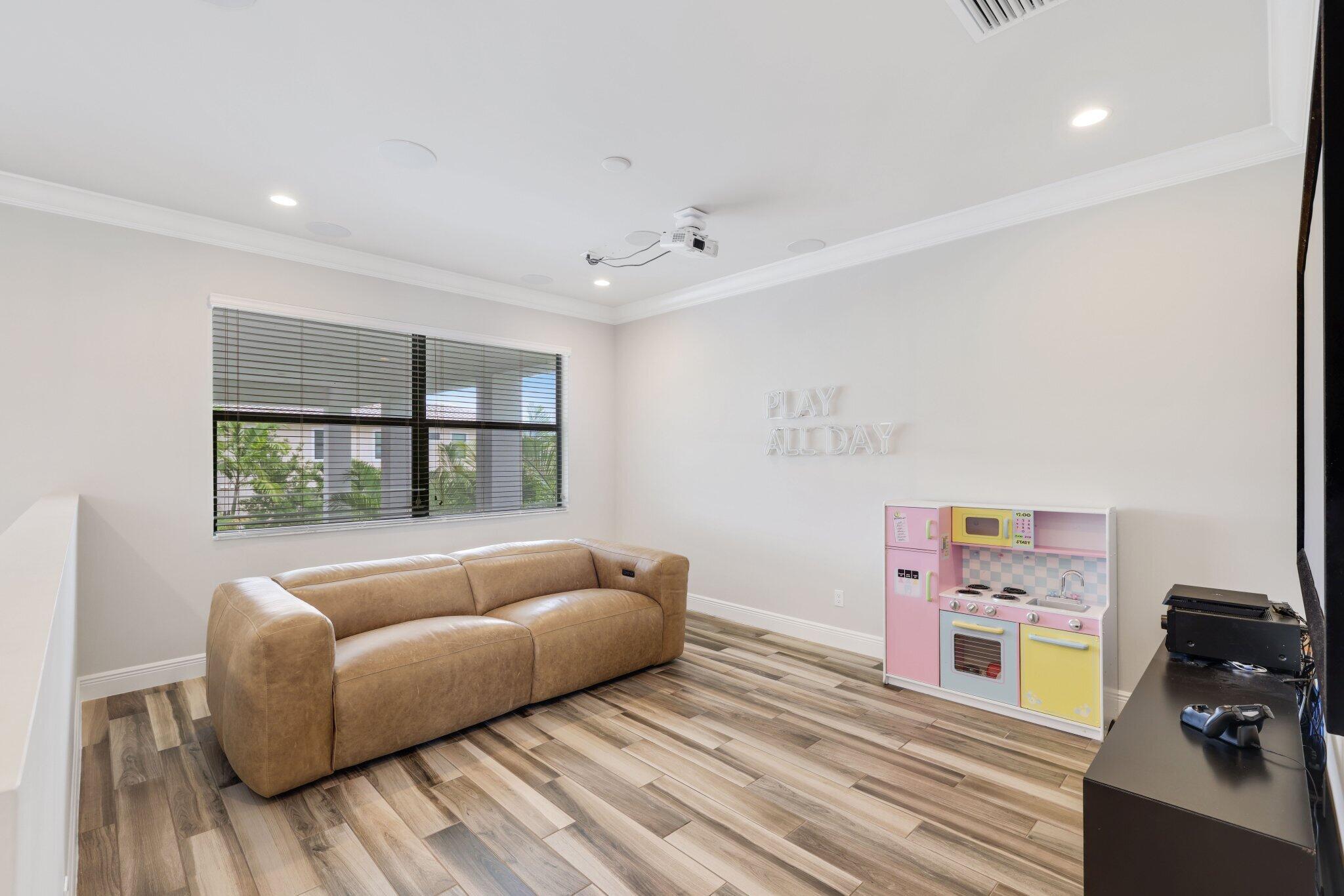 2585 Northwest 69th Street Boca Raton, FL 33496 - Photo 42 of 84 loft