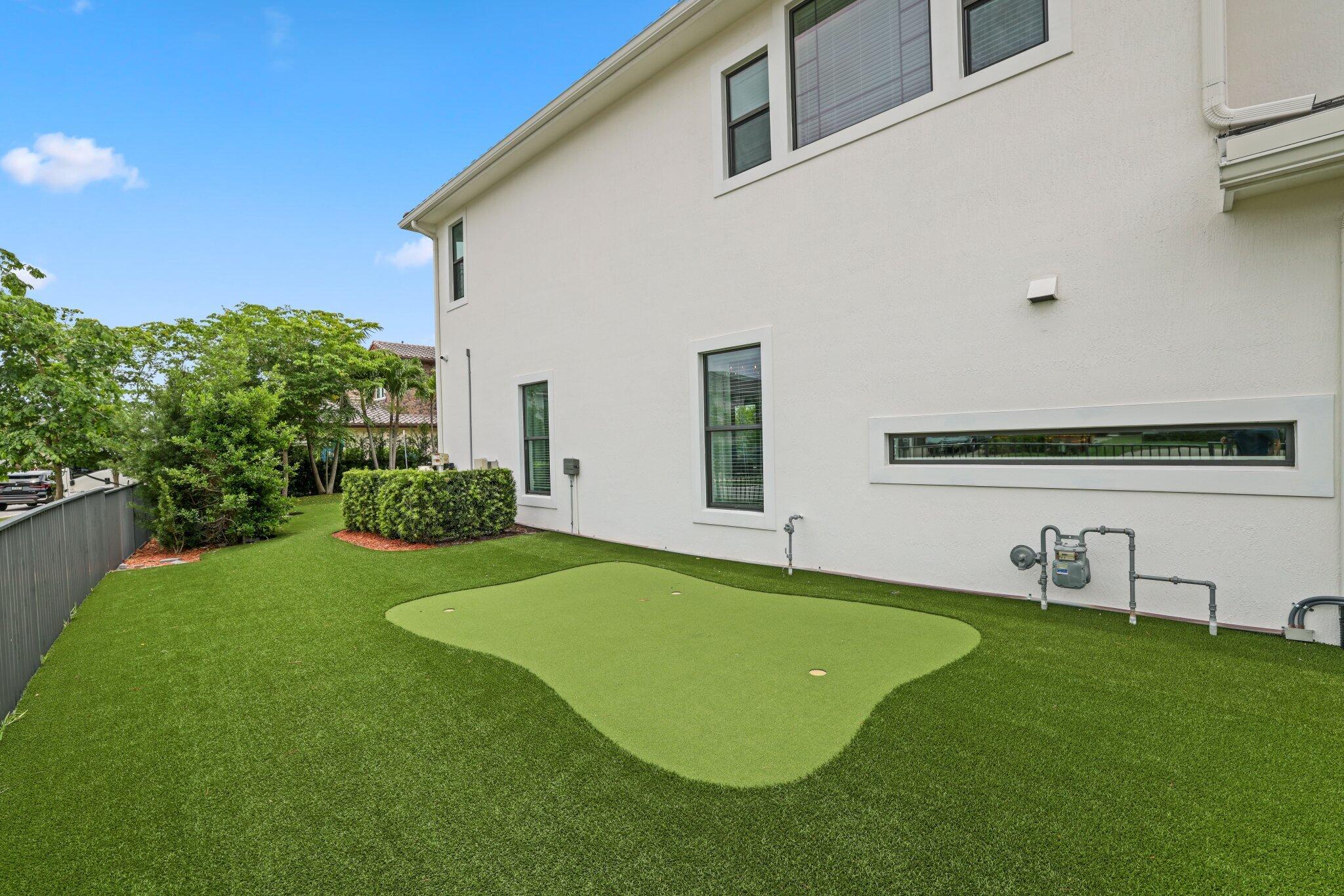 2585 Northwest 69th Street Boca Raton, FL 33496 - Photo 67 of 84 sideyard