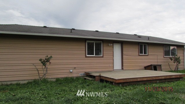 237 Whitmore Way Buckley, WA 98321 - Photo 4 of 15
