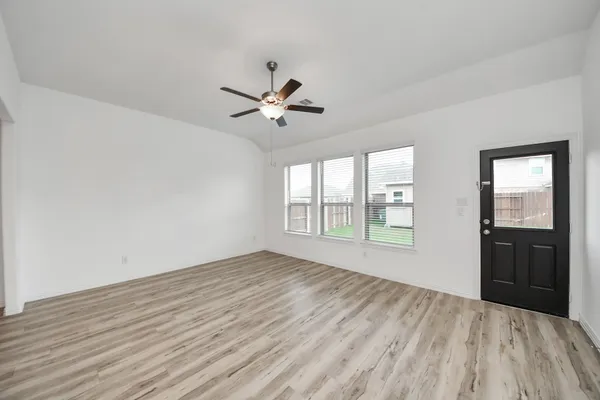 $2,500 | 20230 Creekdale Bend Drive, Cypress, TX 77433