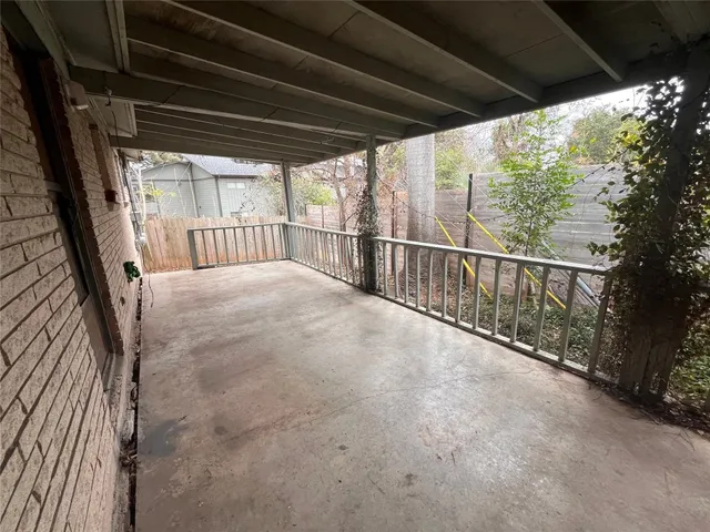 $1,675 | 2308 Alta Vista Avenue, Unit A, Austin, TX 78704