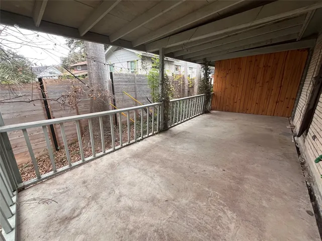 $1,675 | 2308 Alta Vista Avenue, Unit A, Austin, TX 78704