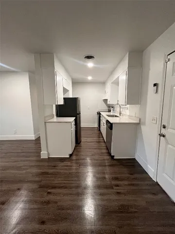 $1,675 | 2308 Alta Vista Avenue, Unit A, Austin, TX 78704