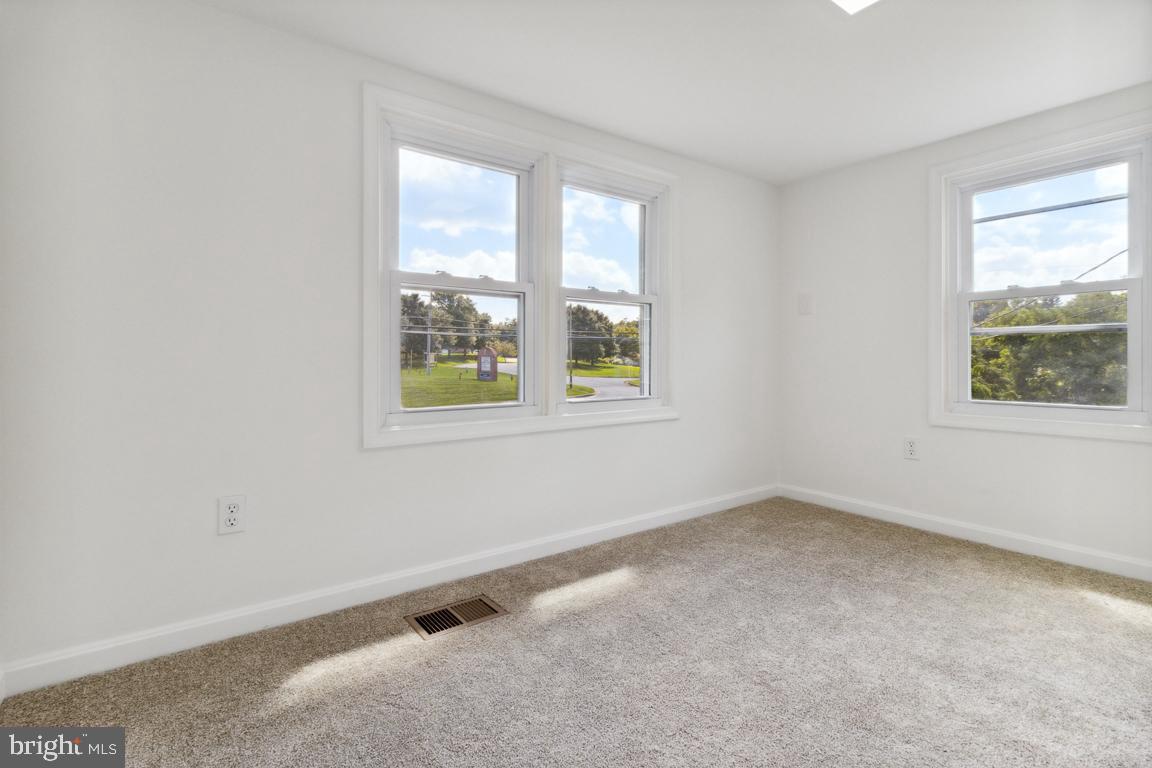2300 Liberty Road Sykesville, MD 21784 - Photo 14 of 25 an empty room with windows