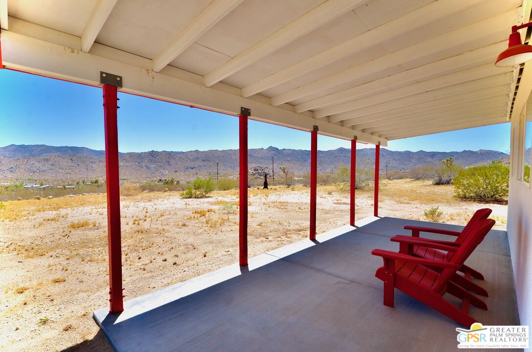 8490 Uphill Road Joshua Tree, CA 92252 - Photo 5 of 21 Gallery Image 5