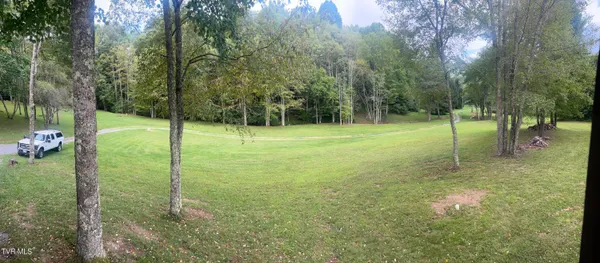 $449,900 | 21240 Locust Branch Road, Damascus, VA 24236