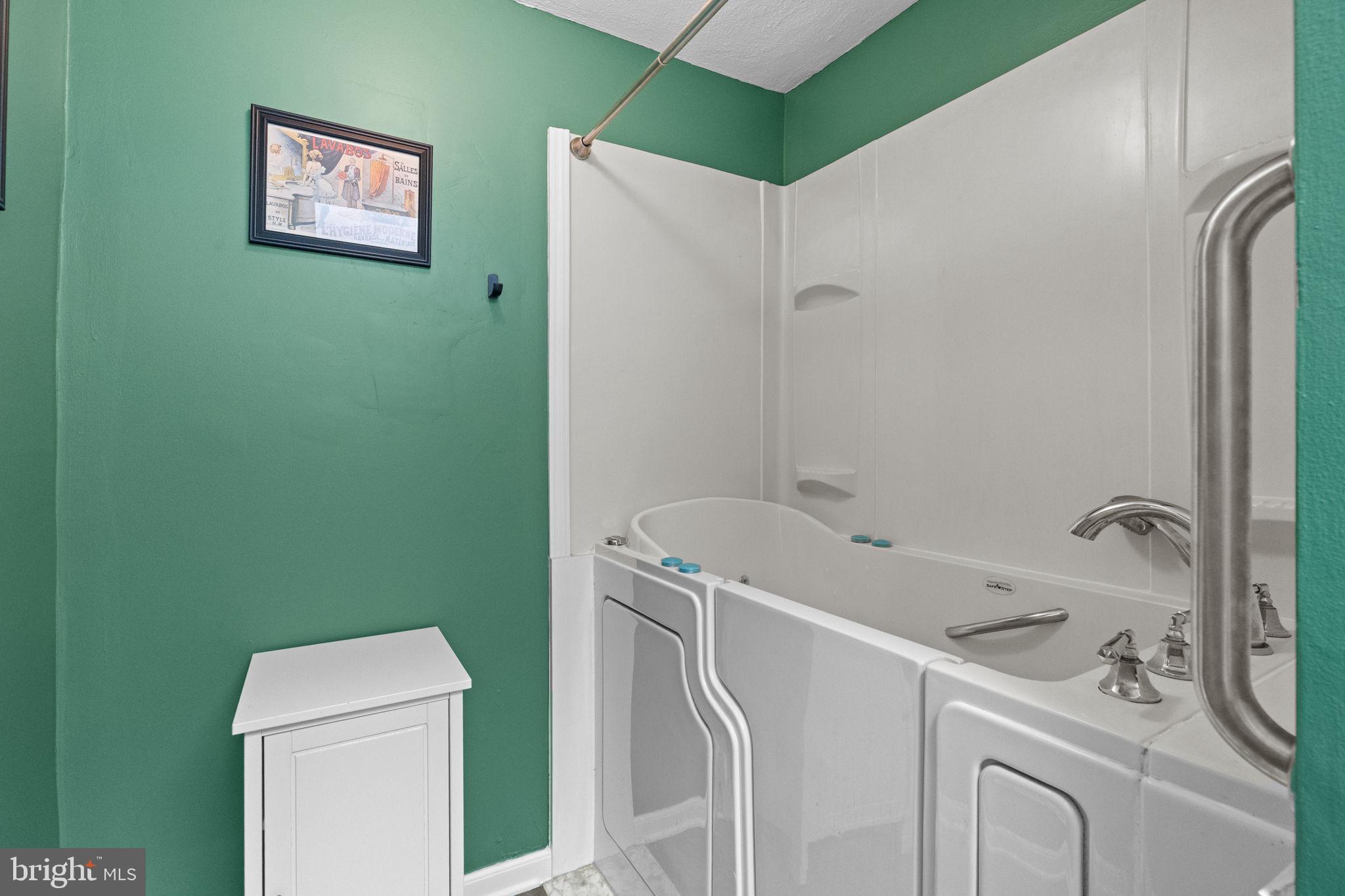 1635 Spring Avenue Jenkintown, PA 19046 - Photo 60 of 67