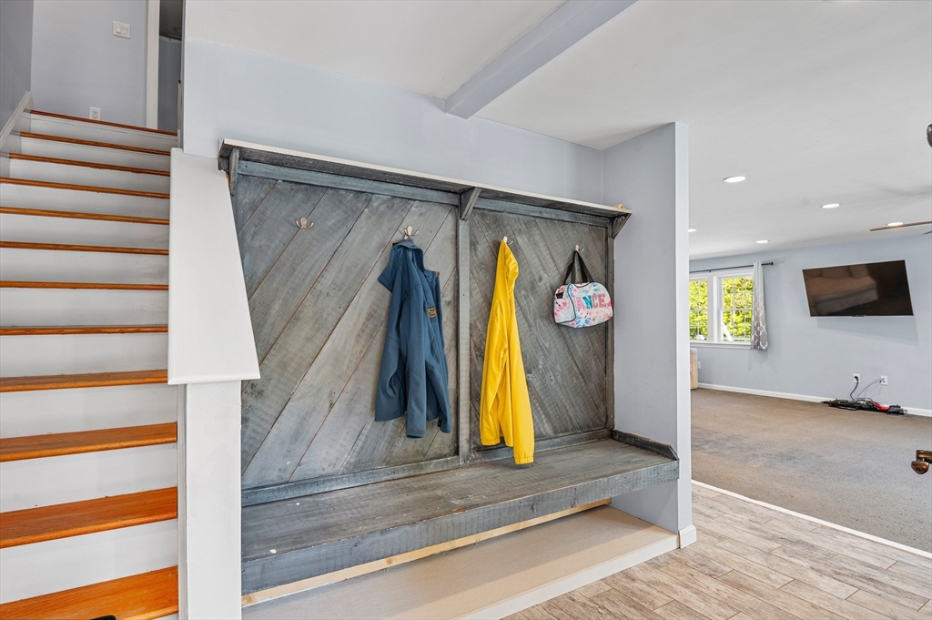 21 Molloy Road Georgetown, MA 01833 - Photo 3 of 42 Gallery Image 3