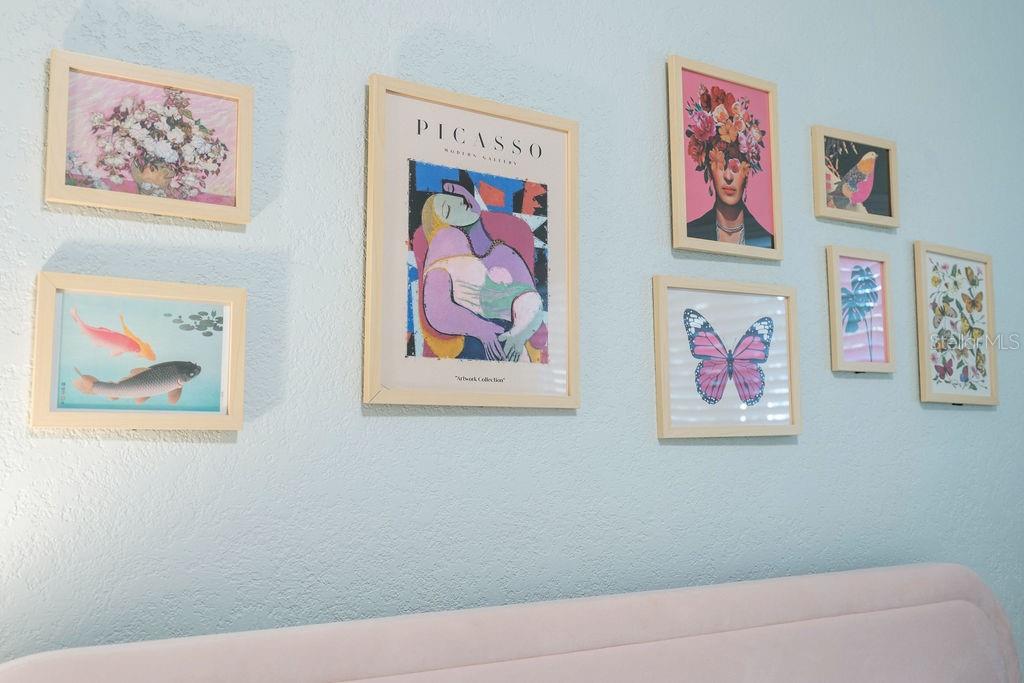 11987 Maple Street Dunnellon, FL 34432 - Photo 66 of 72 a painting on a wall next to a white wall