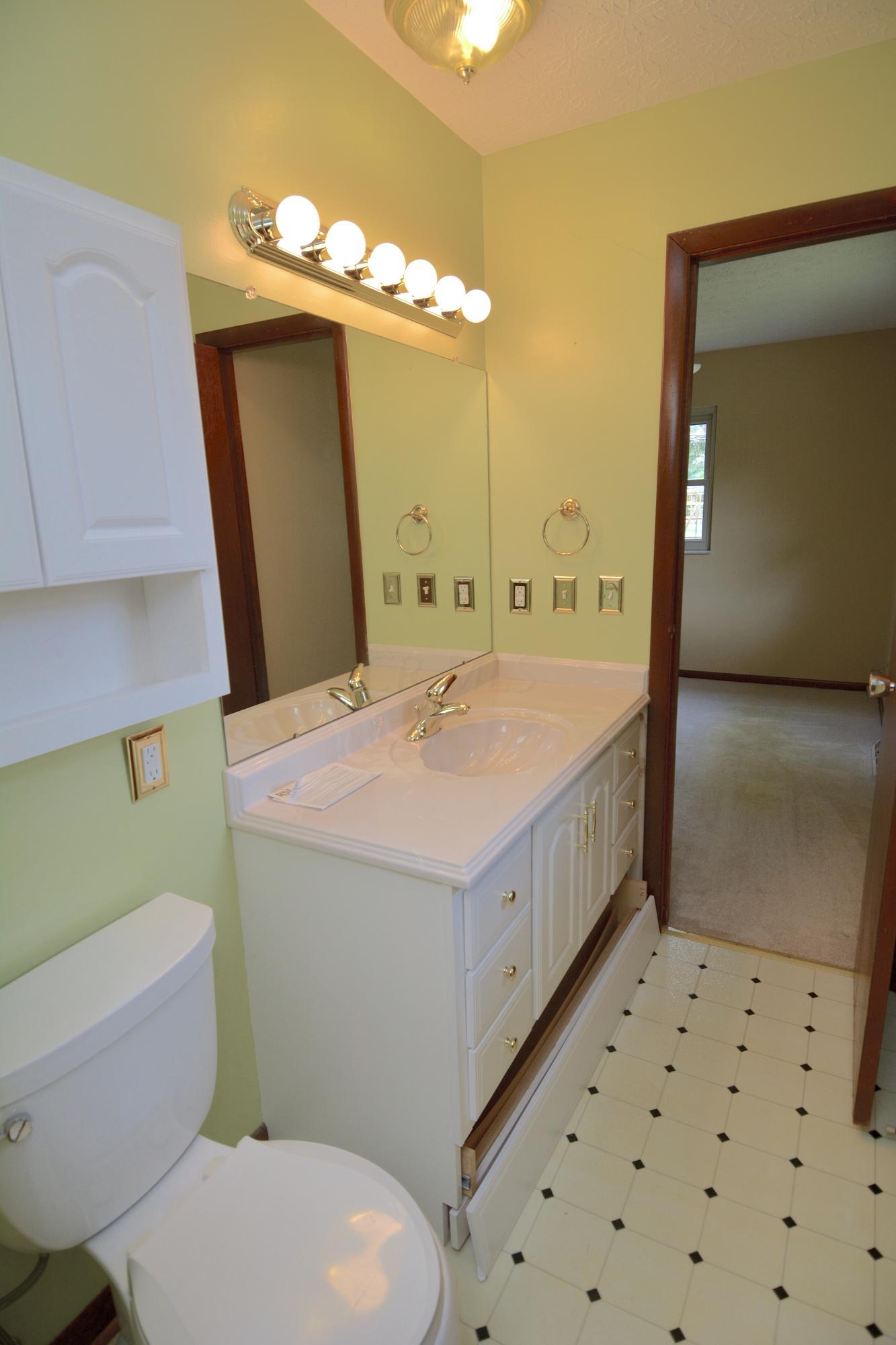 5465 Aspen Road Columbus, OH 43229 - Photo 12 of 23 Gallery Image 12