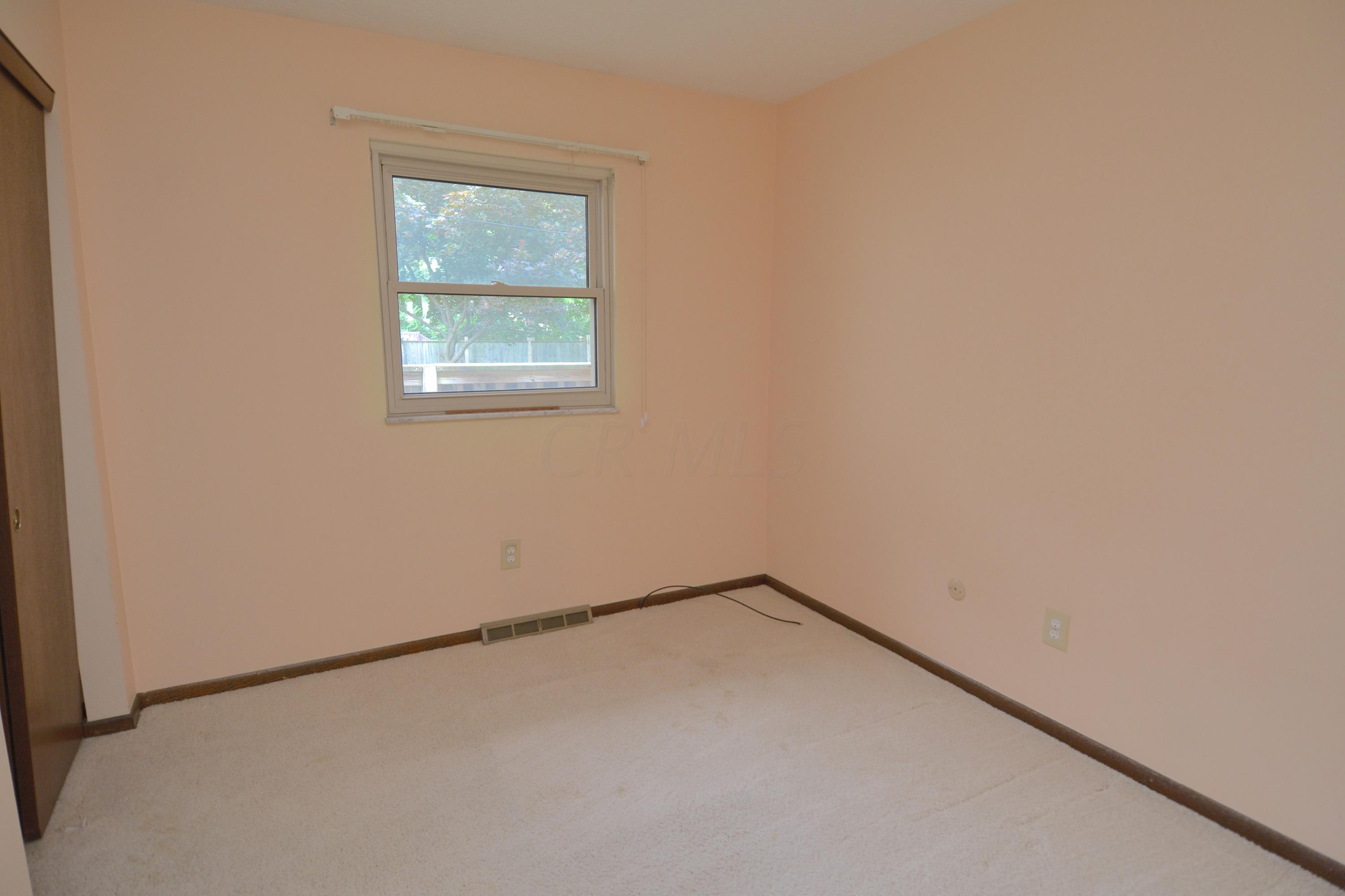 5465 Aspen Road Columbus, OH 43229 - Photo 16 of 23 Gallery Image 16