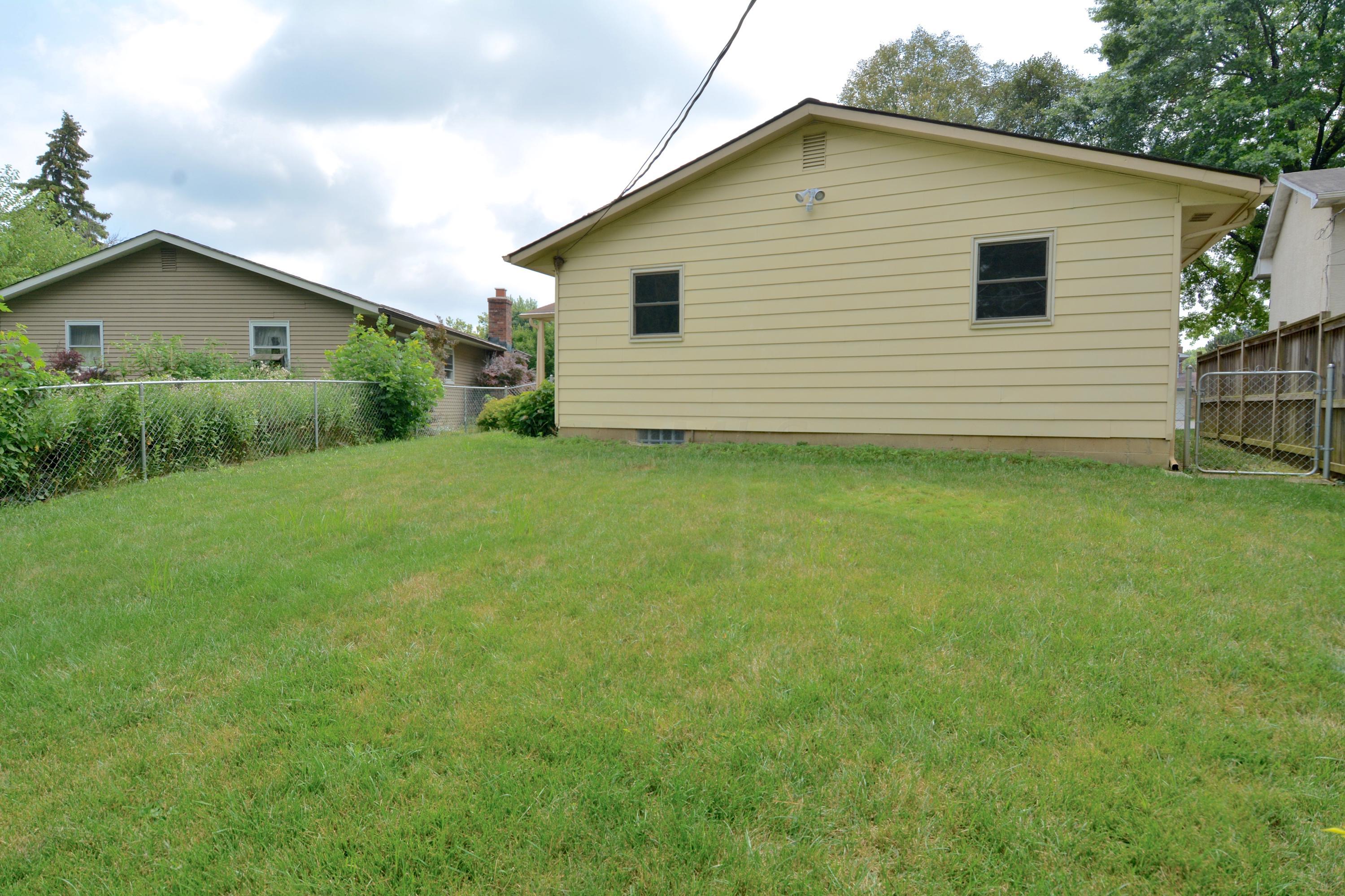 5465 Aspen Road Columbus, OH 43229 - Photo 20 of 23 Gallery Image 20