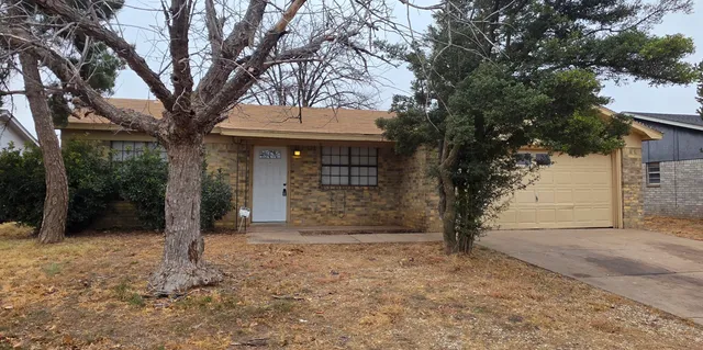 $1,300 | 2307 78th Street, Lubbock, TX 79423