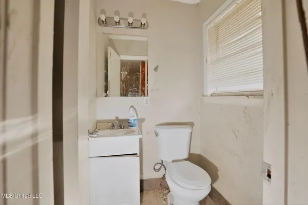 $47,900 | 444 McDowell Park Circle, Jackson, MS 39204