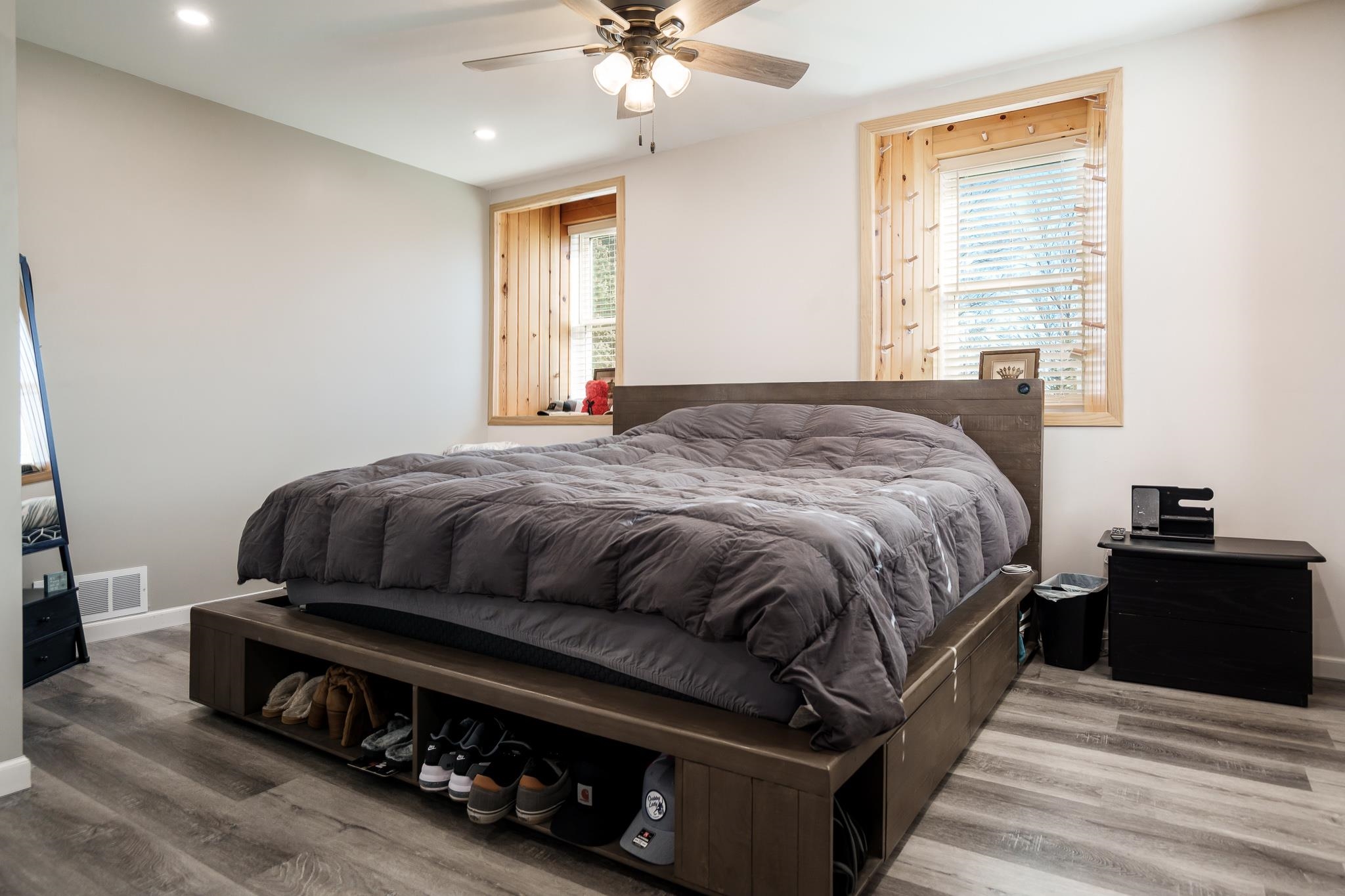 908 Hunter Road Caledonia, IL 61011 - Photo 17 of 59 Gallery Image 17