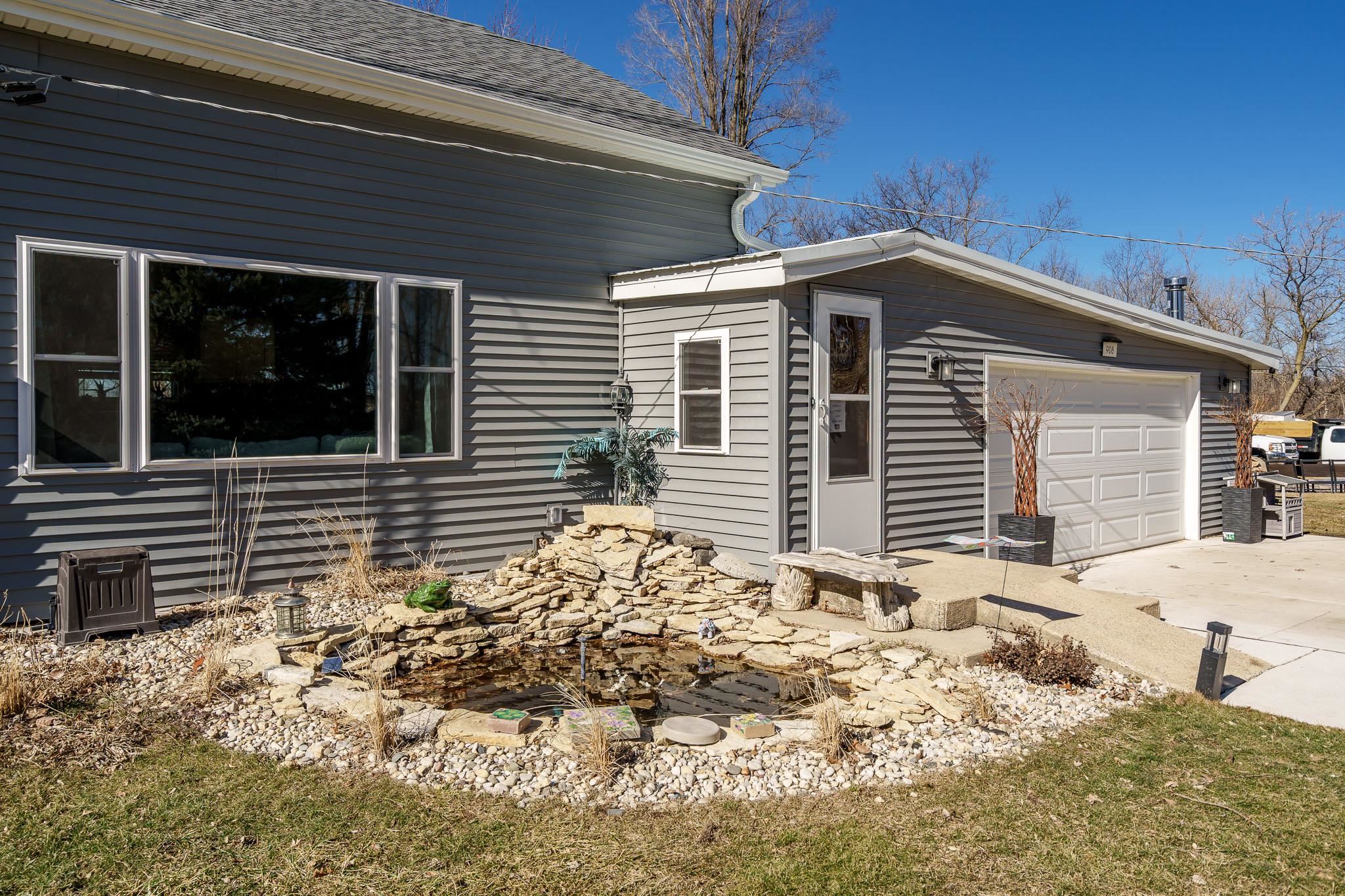 908 Hunter Road Caledonia, IL 61011 - Photo 4 of 59 Gallery Image 4