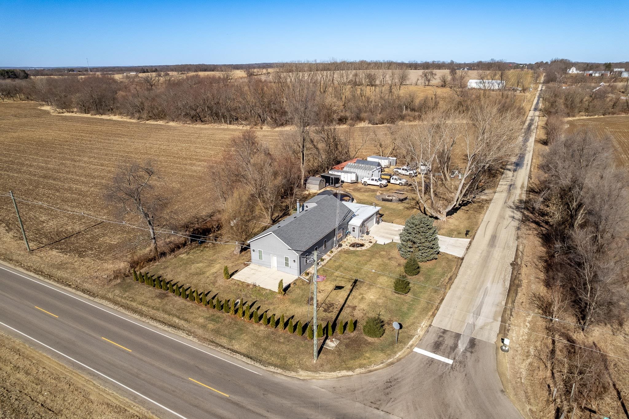 908 Hunter Road Caledonia, IL 61011 - Photo 52 of 59 Gallery Image 52